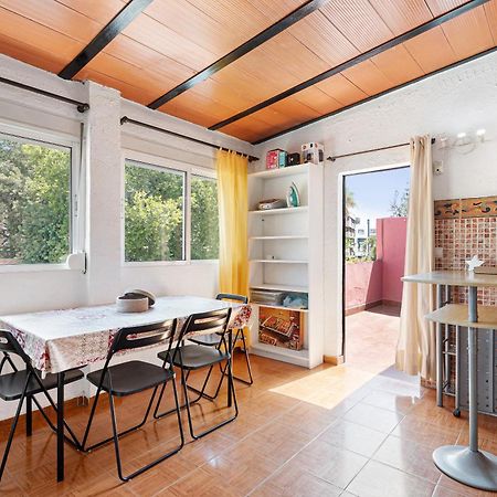 Beach Apartment In Малага Екстериор снимка